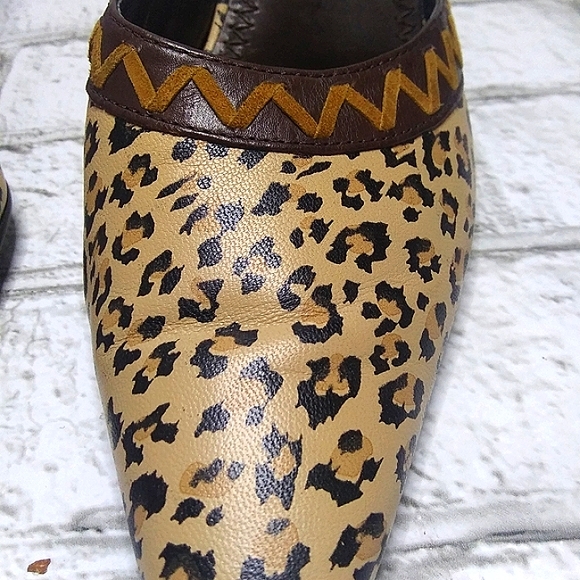 Carlos Santana Cheetah print heel size 9 - Picture 4 of 10